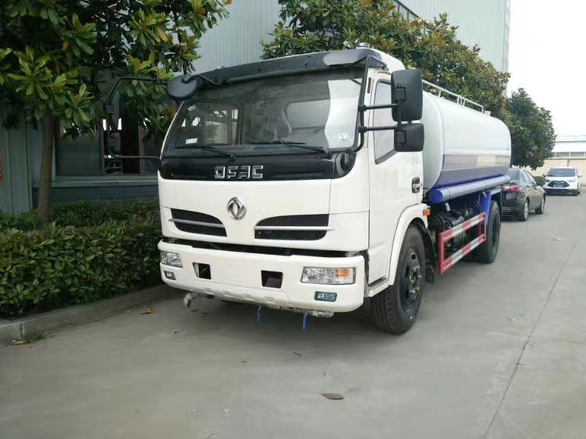 8����ˮ܇�N���������|�L(f��ng)8����ˮ܇�S���N����8����ˮ܇�r�񣬳����|�L(f��ng)8����ˮ܇�N������