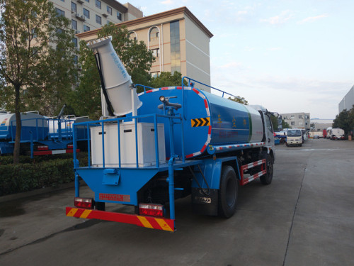 東風多利卡8.73方帶霧炮灑水車 東風多利卡8.73方帶霧炮灑水車