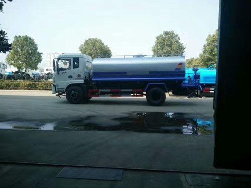 12方灑水車廠家-12方灑水車價(jià)格-灑水車廠家銷售 12方灑水車廠家-12方灑水車價(jià)格-灑水車廠家銷售