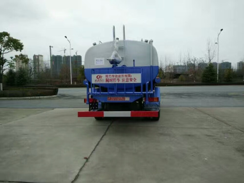 東風(fēng)灑水車(chē)廠家 東風(fēng)灑水車(chē)廠家