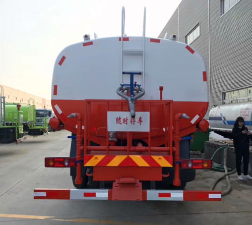 東風(fēng)灑水車報(bào)價(jià) 東風(fēng)灑水車報(bào)價(jià)