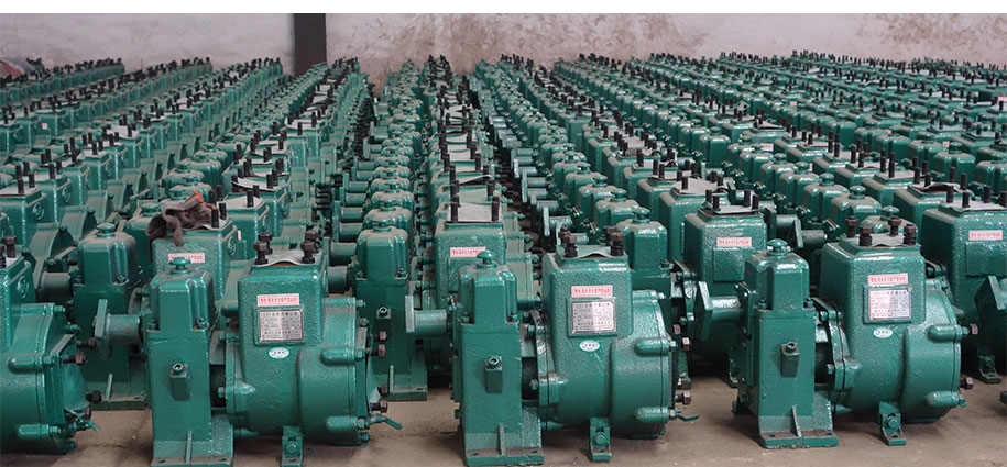 灑水車灑水泵出現(xiàn)問題如何維修-程力售后服務(wù) 灑水車灑水泵出現(xiàn)問題如何維修-程力售后服務(wù)