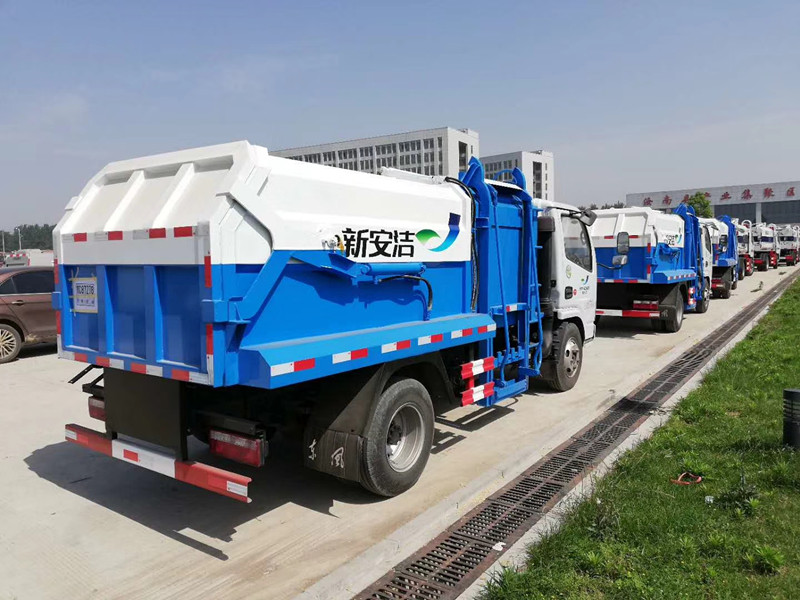 路面垃圾清掃車(chē) 路面垃圾清掃車(chē)