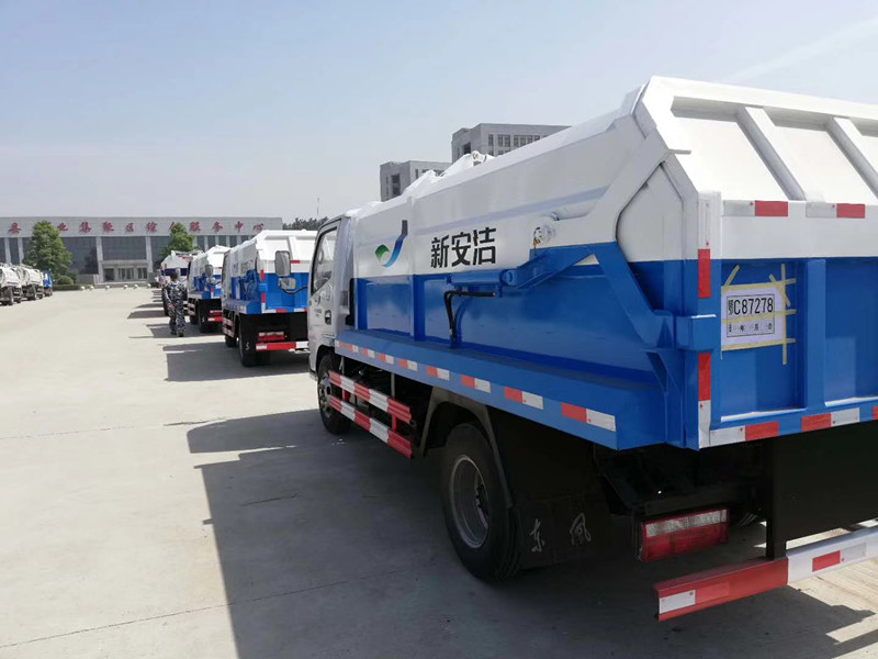 路面垃圾清掃車(chē) 路面垃圾清掃車(chē)