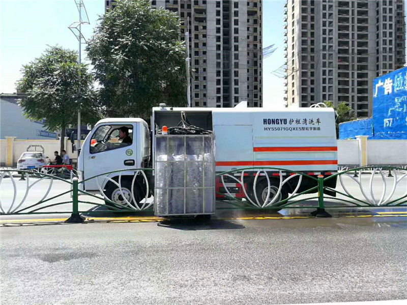 護(hù)欄清洗車廠家直銷 護(hù)欄清洗車廠家直銷