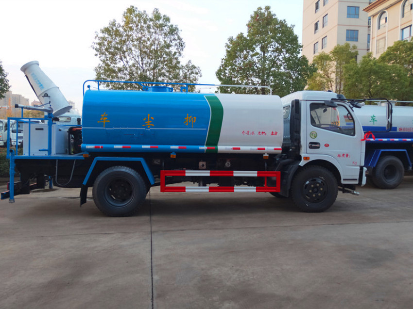 �|�L(f��ng)���𿨇���8����ˮ܇������60���F��40ǧ�ߏ�(f��)�l(f��)�әC�S�҈�r