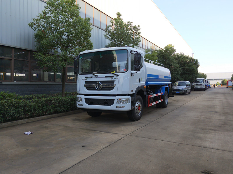 東風(fēng)灑水車(chē) 各種噸位的灑水車(chē) 可以分期 可以送車(chē)到家 東風(fēng)灑水車(chē) 各種噸位的灑水車(chē) 可以分期 可以送車(chē)到家