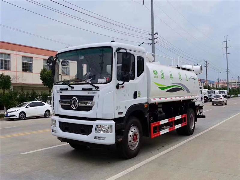 15噸綠化灑水車(chē) 15噸綠化灑水車(chē)