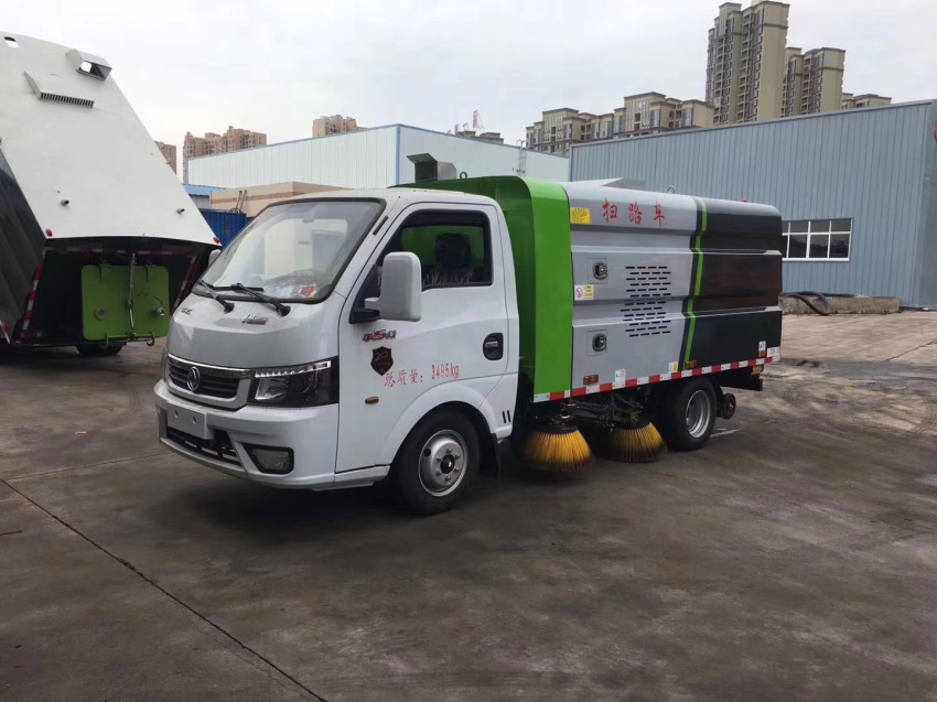 國六東風(fēng)途逸掃路車-小型掃路車中的佼佼者 國六東風(fēng)途逸掃路車-小型掃路車中的佼佼者