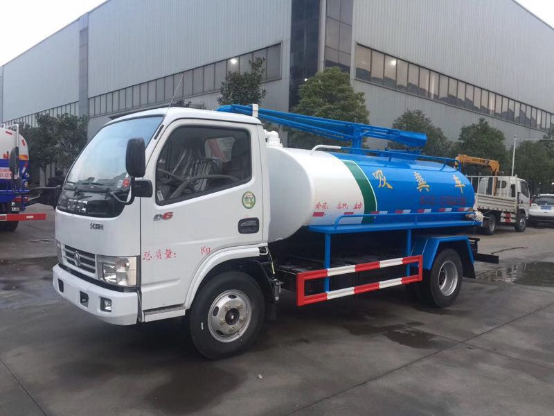 小型吸糞車(chē)多少錢(qián)一臺(tái) 5方東風(fēng)小多利卡吸糞車(chē)廠家直銷(xiāo) 小型吸糞車(chē)多少錢(qián)一臺(tái) 5方東風(fēng)小多利卡吸糞車(chē)廠家直銷(xiāo)