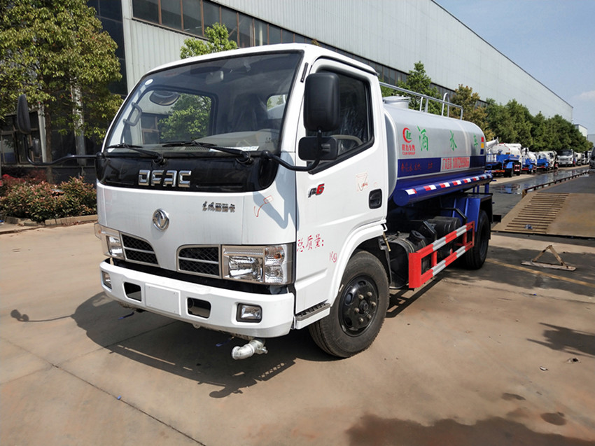 東風(fēng)D6多利卡5噸灑水車-灑水車-5立方灑水車廠家直銷 東風(fēng)D6多利卡5噸灑水車-灑水車-5立方灑水車廠家直銷