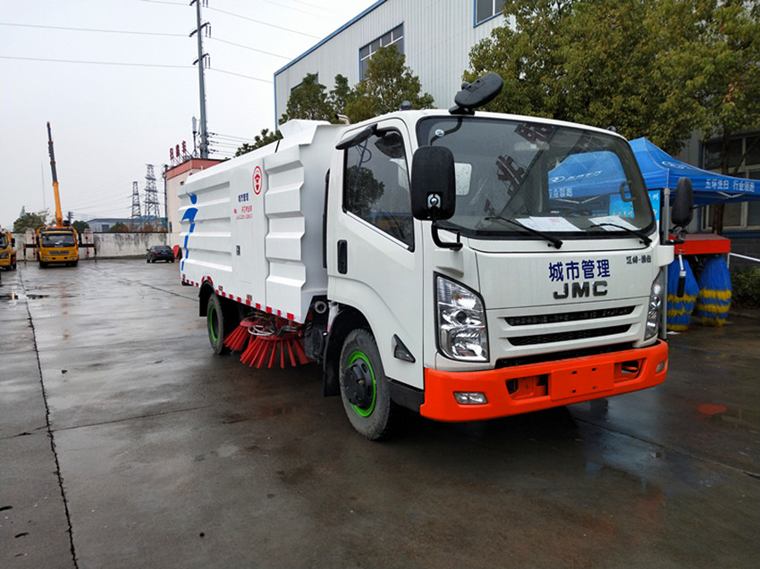 華通牌HCQ5071TSLJX6型掃路車-掃路車價格報價-程力集團 華通牌HCQ5071TSLJX6型掃路車-掃路車價格報價-程力集團