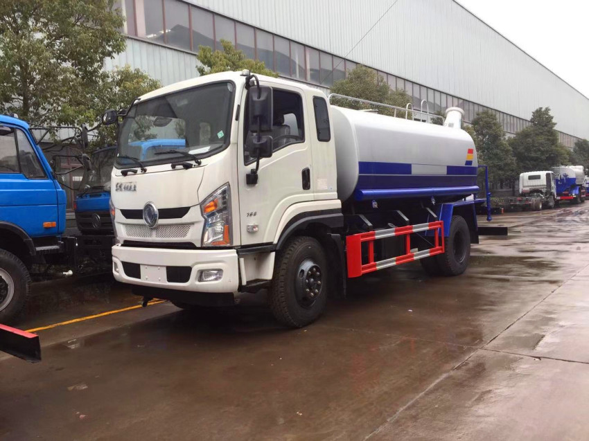大運(yùn)風(fēng)度12方灑水車-大運(yùn)12方灑水車價(jià)格-程力灑水車廠家直銷 大運(yùn)風(fēng)度12方灑水車-大運(yùn)12方灑水車價(jià)格-程力灑水車廠家直銷