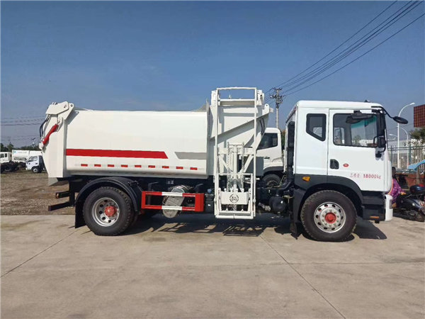 東風(fēng)多利卡D9餐廚垃圾車-東風(fēng)餐廚垃圾車價格報價-湖北程力 東風(fēng)多利卡D9餐廚垃圾車-東風(fēng)餐廚垃圾車價格報價-湖北程力