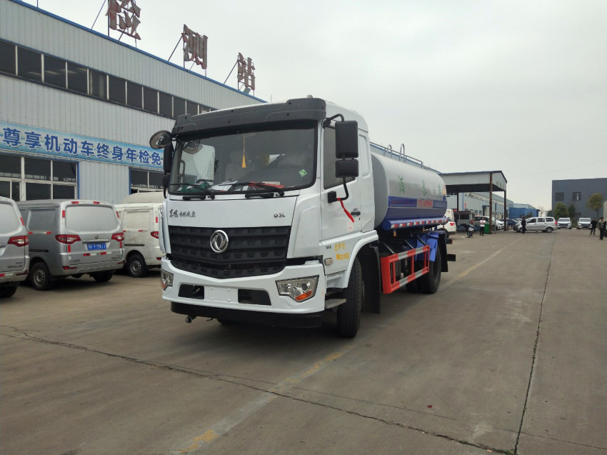 日喀則市灑水車廠家-日喀則市灑水車價(jià)格-日喀則市灑水車銷售公司-東風(fēng)程力 日喀則市灑水車廠家-日喀則市灑水車價(jià)格-日喀則市灑水車銷售公司-東風(fēng)程力