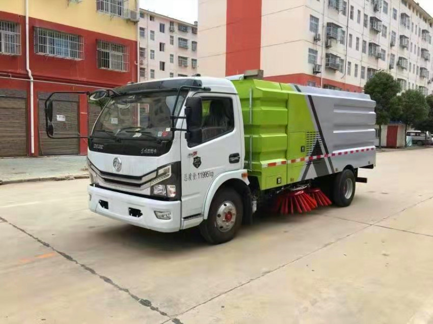 東風(fēng)多利卡洗掃車-8噸洗掃車廠家價(jià)格報(bào)價(jià)-程力洗掃車生產(chǎn)廠家 東風(fēng)多利卡洗掃車-8噸洗掃車廠家價(jià)格報(bào)價(jià)-程力洗掃車生產(chǎn)廠家