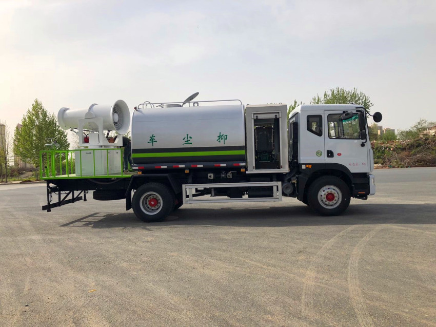 灑水車多少錢一輛-礦山用灑水車多少錢一輛-程力灑水車生產(chǎn)廠家 灑水車多少錢一輛-礦山用灑水車多少錢一輛-程力灑水車生產(chǎn)廠家