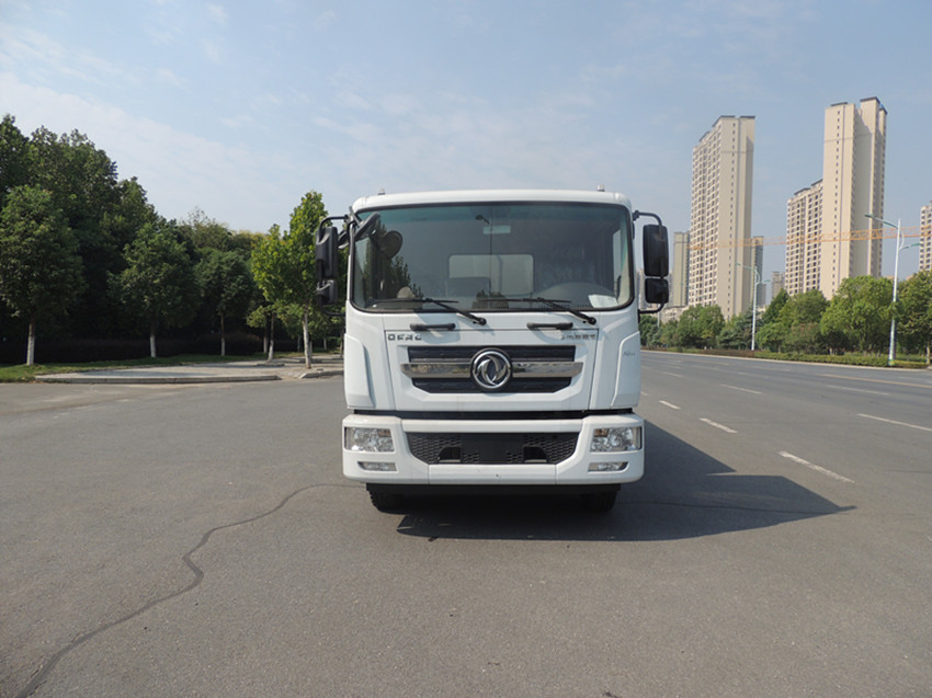 東風(fēng)15方灑水車 -15方東風(fēng)灑水車廠家直銷-湖北程力 東風(fēng)15方灑水車 -15方東風(fēng)灑水車廠家直銷-湖北程力