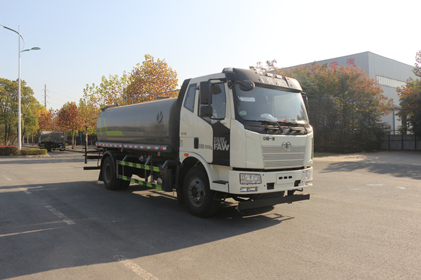 二手東風(fēng)145灑水車-10噸工程灑水車-霧炮灑水車廠家直銷-湖北程力 二手東風(fēng)145灑水車-10噸工程灑水車-霧炮灑水車廠家直銷-湖北程力