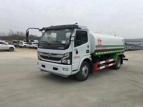 鄭州8噸霧炮灑水車多少錢(qián)一輛-程力鄭州灑水車銷售點(diǎn)-程力集團(tuán) 鄭州8噸霧炮灑水車多少錢(qián)一輛-程力鄭州灑水車銷售點(diǎn)-程力集團(tuán)