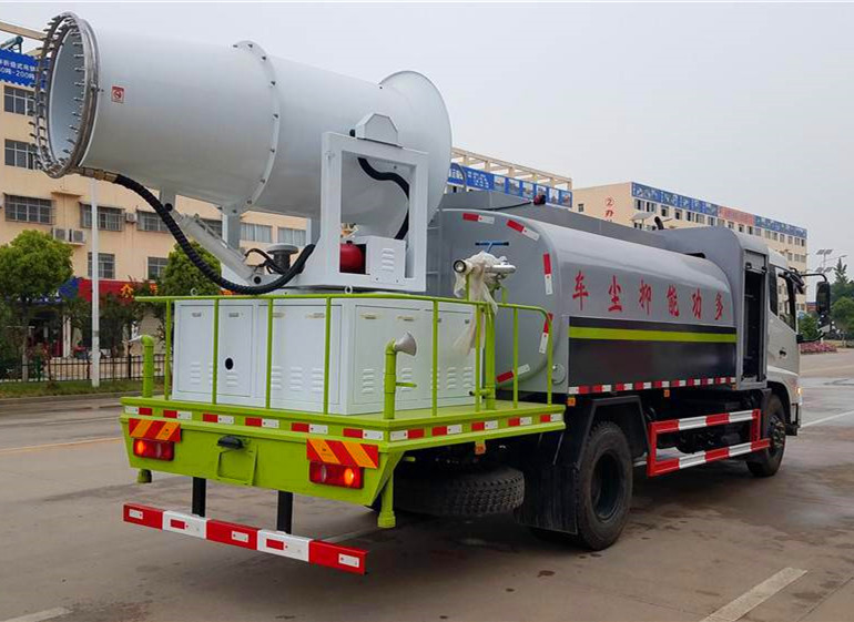 霧炮車(chē) 霧炮車(chē)