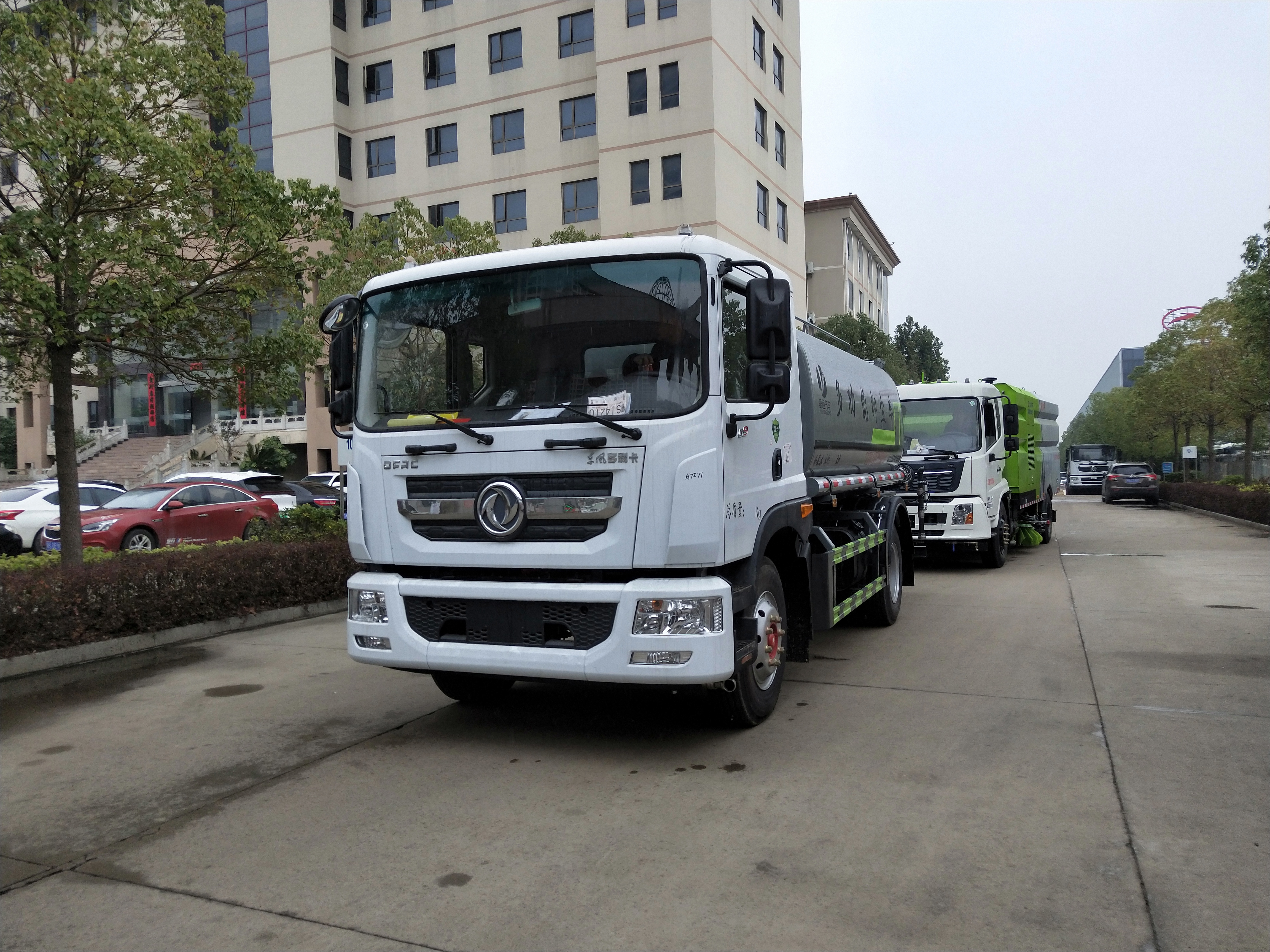 東風(fēng)12噸灑水車-東風(fēng)D9灑水車價(jià)格報(bào)價(jià)-東風(fēng)D9灑水車廠家直銷 東風(fēng)12噸灑水車-東風(fēng)D9灑水車價(jià)格報(bào)價(jià)-東風(fēng)D9灑水車廠家直銷