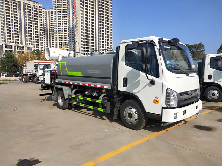 藍牌灑水車-藍牌多功能抑塵車廠家價格報價-盈通霧炮車生產(chǎn)廠家 藍牌灑水車-藍牌多功能抑塵車廠家價格報價-盈通霧炮車生產(chǎn)廠家