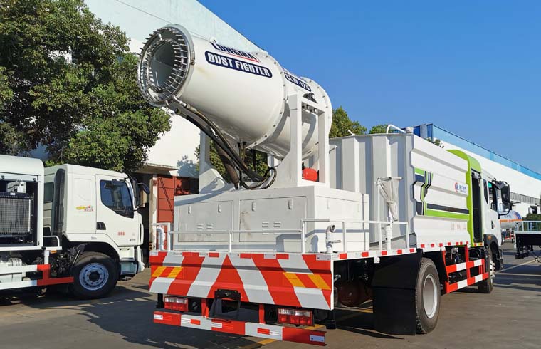 東風(fēng)D9霧炮車 東風(fēng)D9霧炮車