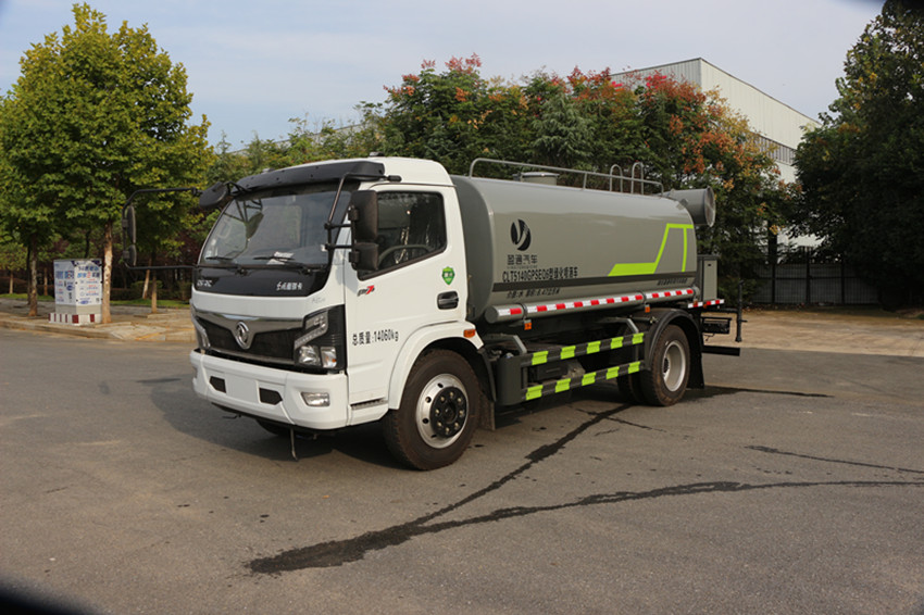 灑水車的使用年限-及灑水車強(qiáng)制報(bào)廢年限 灑水車的使用年限-及灑水車強(qiáng)制報(bào)廢年限