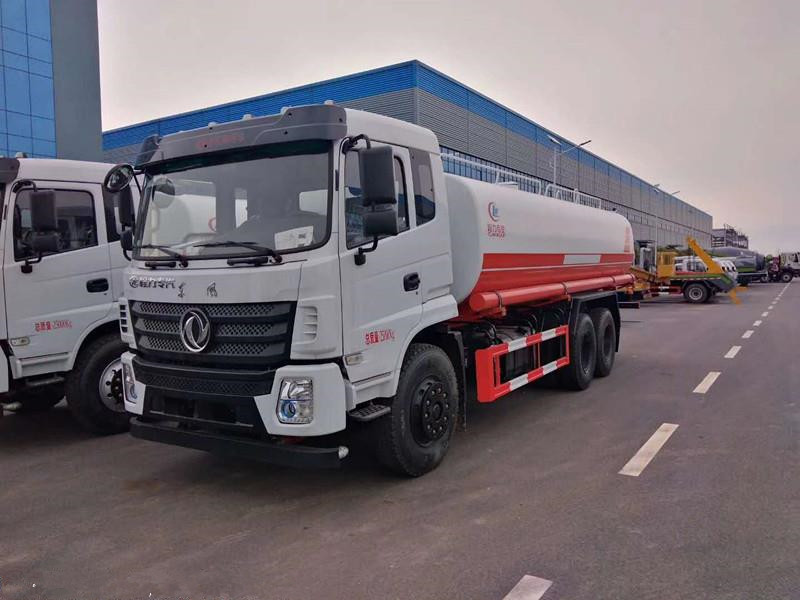 東風(fēng)灑水車-國(guó)六東風(fēng)專底20噸灑水車廠家報(bào)價(jià) 東風(fēng)灑水車-國(guó)六東風(fēng)專底20噸灑水車廠家報(bào)價(jià)