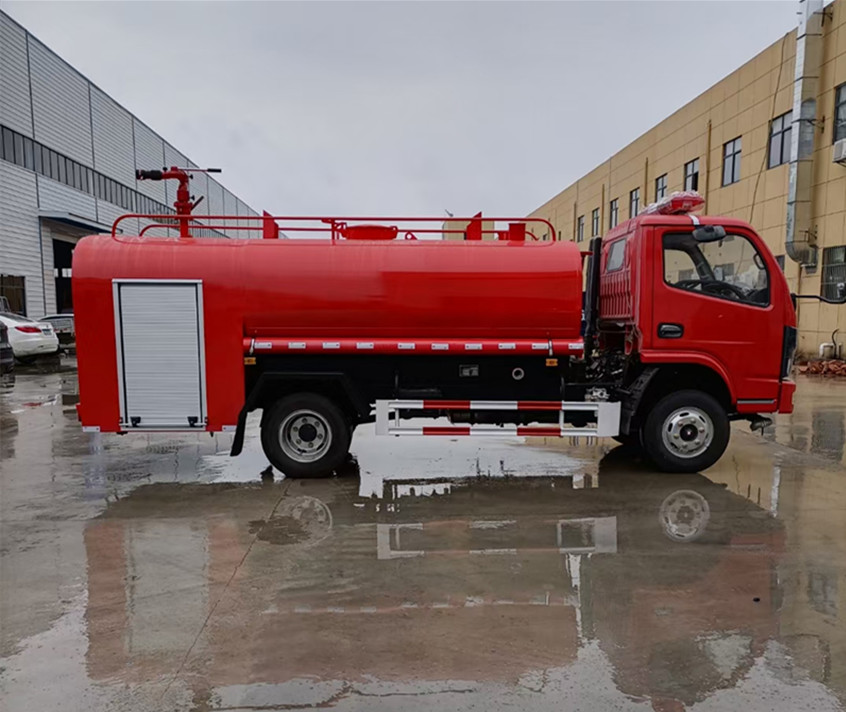 一輛十二方的灑水車多少錢-一輛十二方的灑水車價(jià)格報(bào)價(jià)-湖北盈通 一輛十二方的灑水車多少錢-一輛十二方的灑水車價(jià)格報(bào)價(jià)-湖北盈通