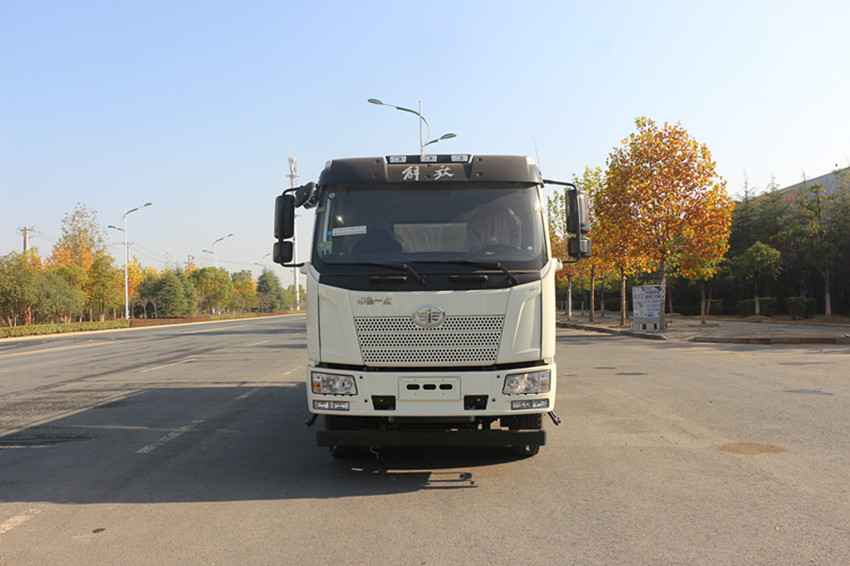 10噸灑水車 10噸灑水車