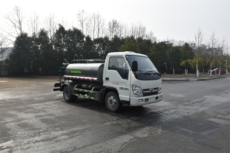 ���،���С�͞�ˮ܇