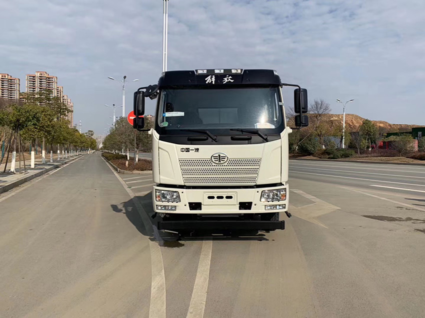 環(huán)衛(wèi)灑水車 環(huán)衛(wèi)灑水車