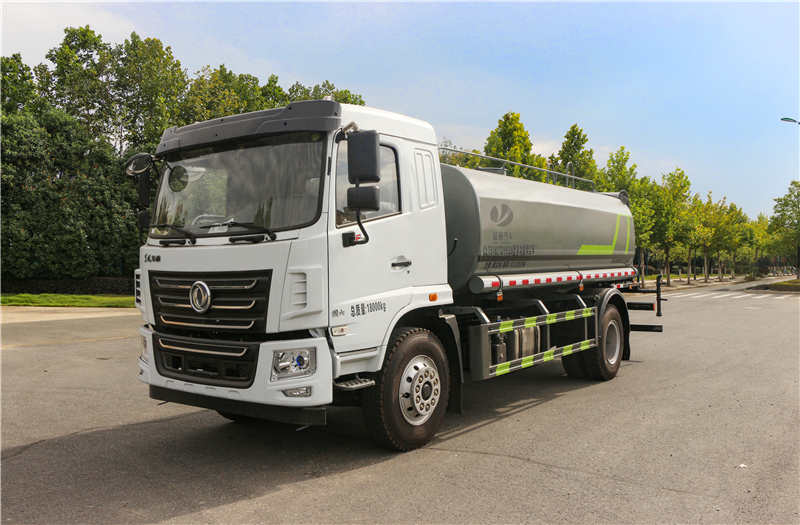 12方灑水車 12方灑水車
