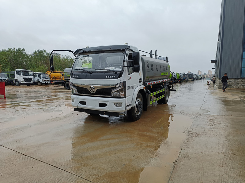 環(huán)衛(wèi)灑水車-環(huán)衛(wèi)市政9噸灑水車-9噸灑水車廠家報價-湖北盈通 環(huán)衛(wèi)灑水車-環(huán)衛(wèi)市政9噸灑水車-9噸灑水車廠家報價-湖北盈通