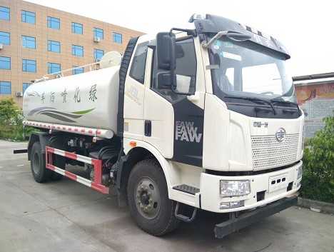 國(guó)六14方解放J6灑水車(chē)圖片 國(guó)六14方解放J6灑水車(chē)圖片